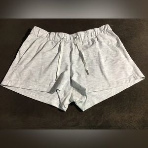 Lululemon Short Women’s Size 10 Athletic Running Jogging Lined Casual Color Gray